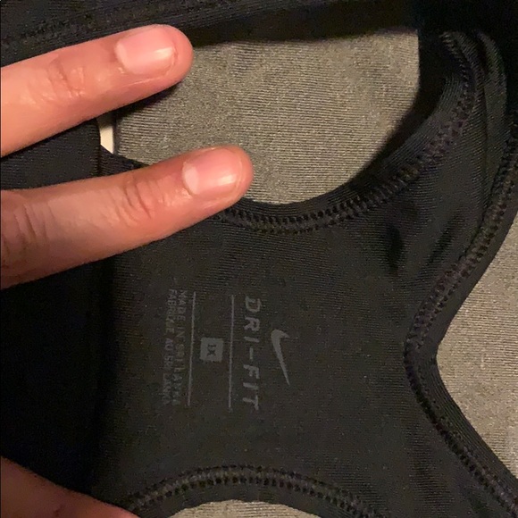 Sports bras size 18 and 1XL - Picture 2 of 9